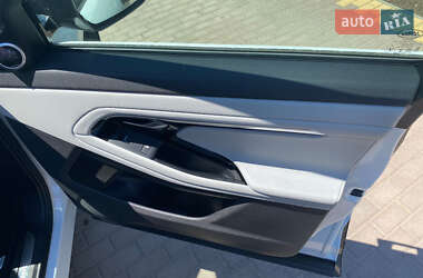 Позашляховик / Кросовер Land Rover Range Rover Evoque 2020 в 