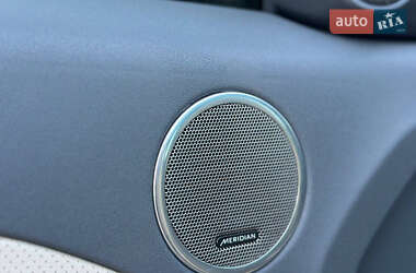 Внедорожник / Кроссовер Land Rover Range Rover Evoque 2013 в 