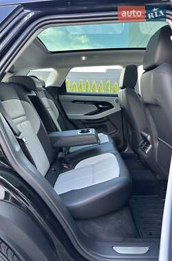 Внедорожник / Кроссовер Land Rover Range Rover Evoque 2023 в 