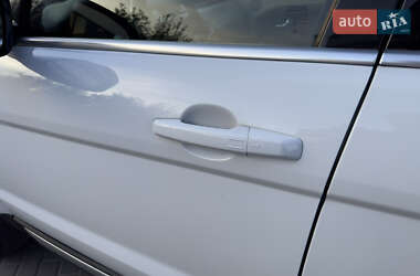 Внедорожник / Кроссовер Land Rover Range Rover Evoque 2012 в 
