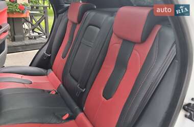 Позашляховик / Кросовер Land Rover Range Rover Evoque 2012 в 