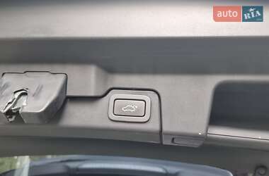 Позашляховик / Кросовер Land Rover Range Rover Evoque 2012 в 