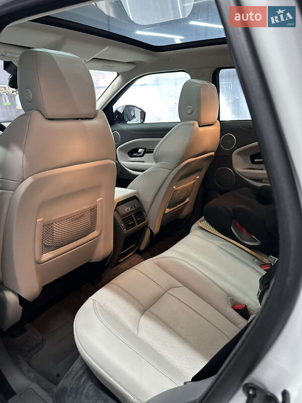 Внедорожник / Кроссовер Land Rover Range Rover Evoque 2015 в Киеве фото 14 Внедорожник / Кроссовер Land Rover Range Rover Evoque 2015 в Киеве