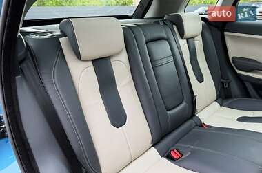 Внедорожник / Кроссовер Land Rover Range Rover Evoque 2012 в 