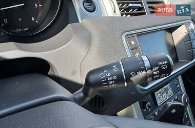 Внедорожник / Кроссовер Land Rover Range Rover Evoque 2018 в 