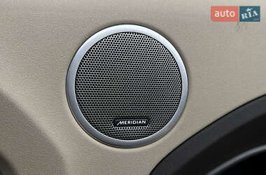 Внедорожник / Кроссовер Land Rover Range Rover Evoque 2012 в 