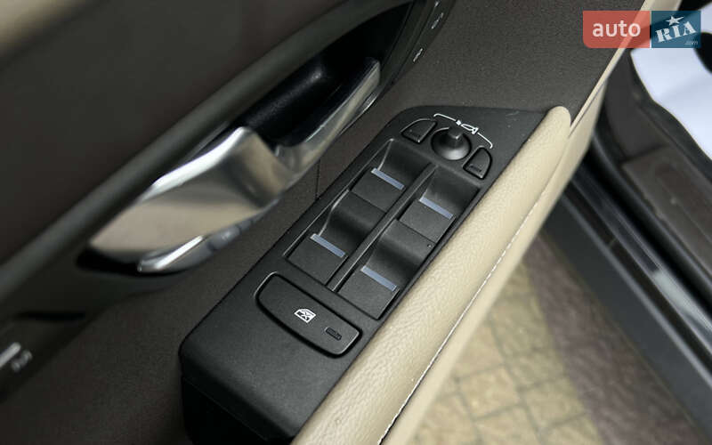 Позашляховик / Кросовер Land Rover Range Rover Evoque 2012 в Львові