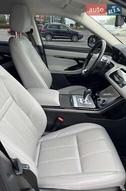 Внедорожник / Кроссовер Land Rover Range Rover Evoque 2019 в 