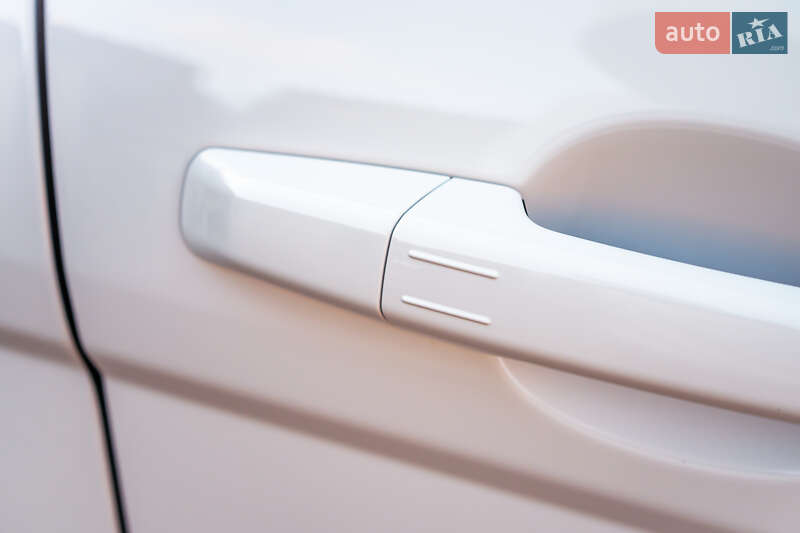 Внедорожник / Кроссовер Land Rover Range Rover Evoque 2013 в Луцке