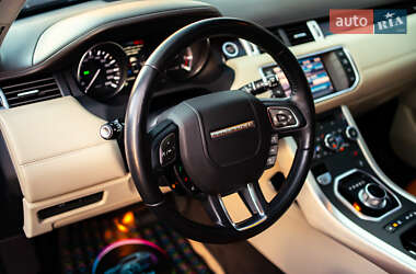 Внедорожник / Кроссовер Land Rover Range Rover Evoque 2013 в 