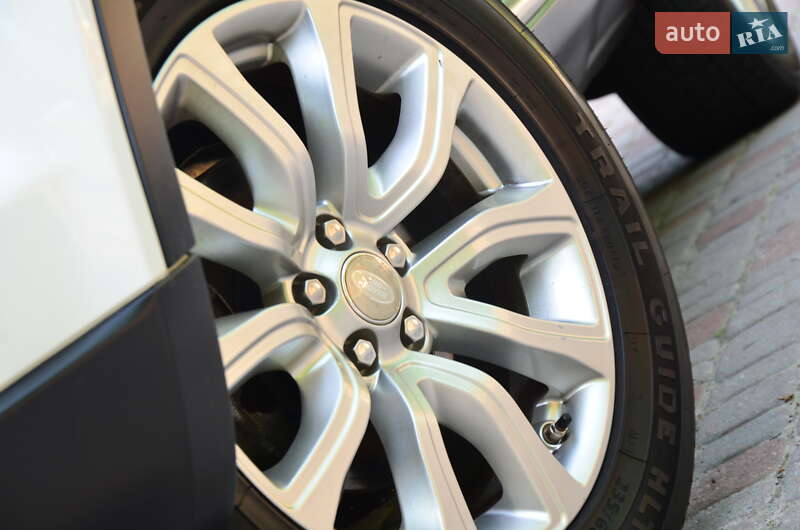 Внедорожник / Кроссовер Land Rover Range Rover Evoque 2015 в Трускавце