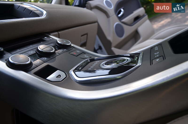 Внедорожник / Кроссовер Land Rover Range Rover Evoque 2015 в Трускавце