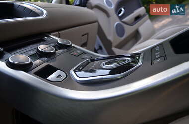Позашляховик / Кросовер Land Rover Range Rover Evoque 2015 в 