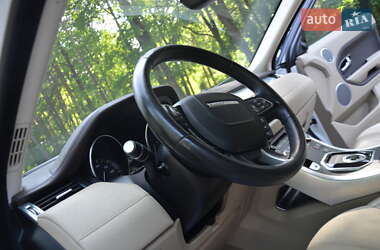 Позашляховик / Кросовер Land Rover Range Rover Evoque 2015 в 