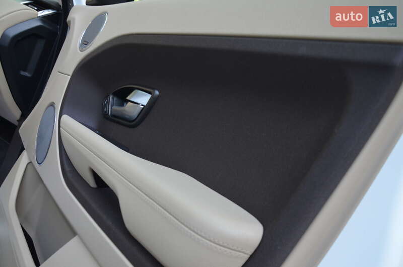 Внедорожник / Кроссовер Land Rover Range Rover Evoque 2015 в Трускавце