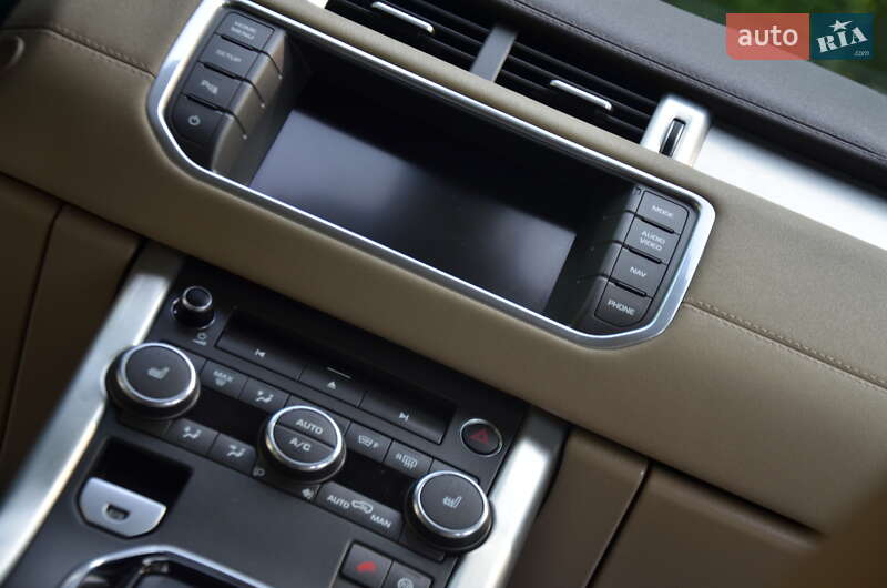 Внедорожник / Кроссовер Land Rover Range Rover Evoque 2015 в Трускавце