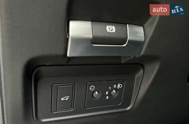 Внедорожник / Кроссовер Land Rover Range Rover Evoque 2021 в 