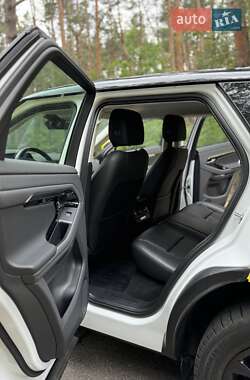 Внедорожник / Кроссовер Land Rover Range Rover Evoque 2021 в 