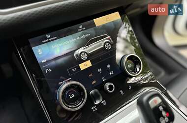 Внедорожник / Кроссовер Land Rover Range Rover Evoque 2021 в 