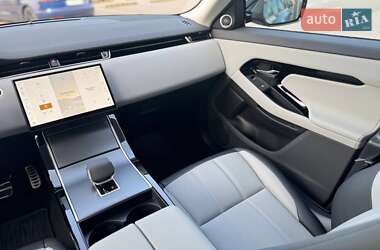 Внедорожник / Кроссовер Land Rover Range Rover Evoque 2024 в 