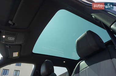 Внедорожник / Кроссовер Land Rover Range Rover Evoque 2019 в 