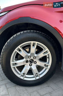 Внедорожник / Кроссовер Land Rover Range Rover Evoque 2012 в 