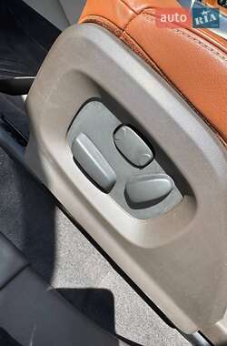 Внедорожник / Кроссовер Land Rover Range Rover Evoque 2012 в 