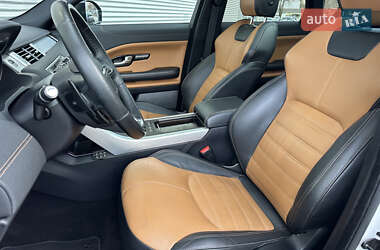 Внедорожник / Кроссовер Land Rover Range Rover Evoque 2015 в 