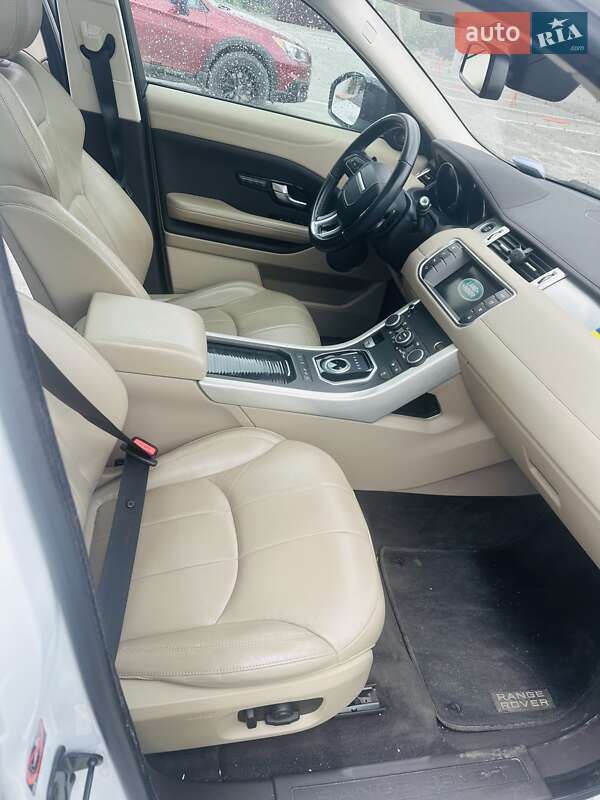 Внедорожник / Кроссовер Land Rover Range Rover Evoque 2016 в Львове