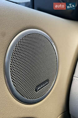 Внедорожник / Кроссовер Land Rover Range Rover Evoque 2012 в 