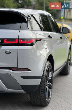 Внедорожник / Кроссовер Land Rover Range Rover Evoque 2019 в 