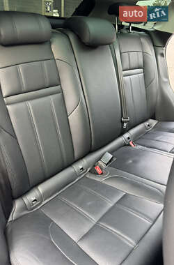 Внедорожник / Кроссовер Land Rover Range Rover Evoque 2019 в 