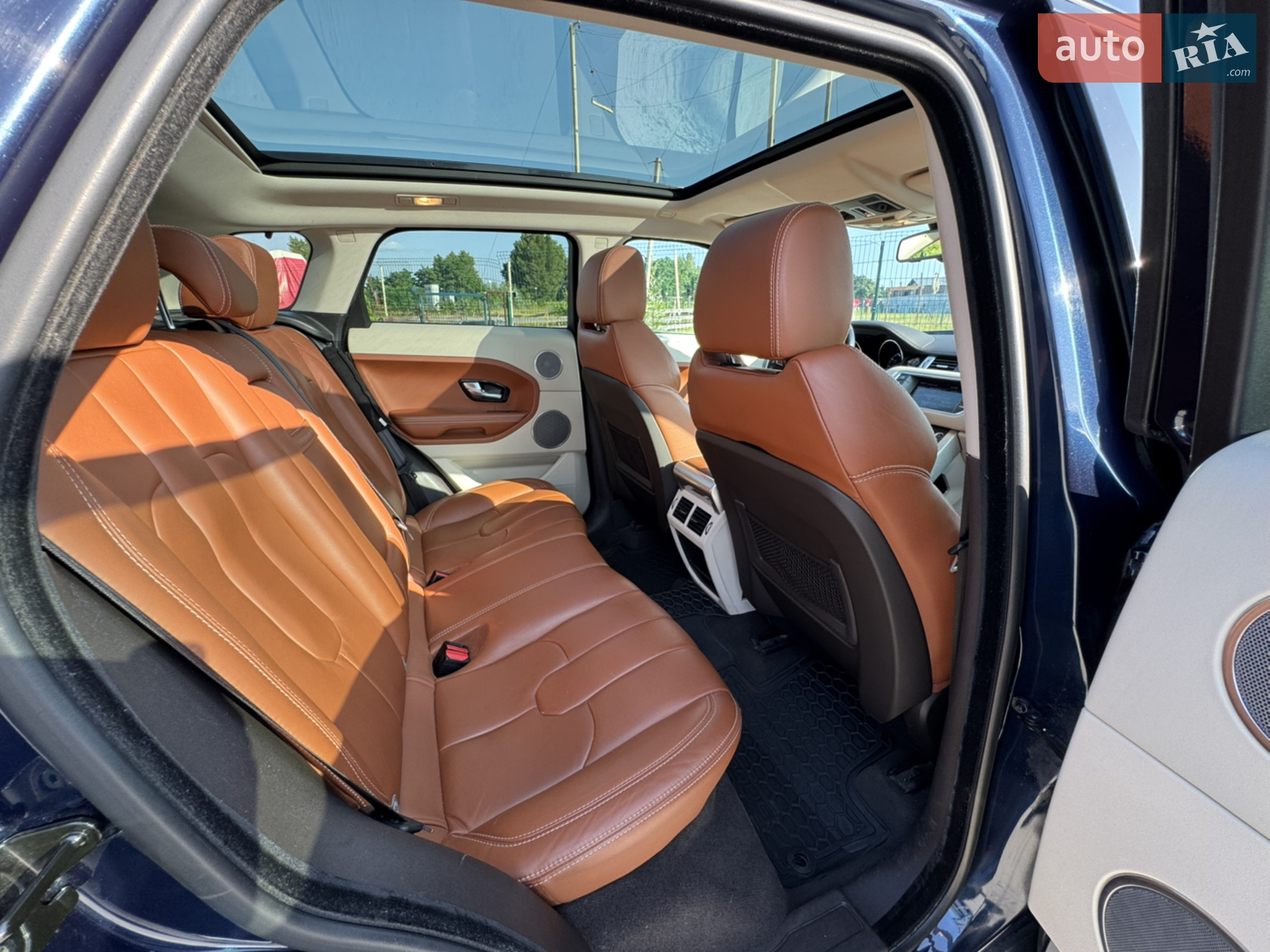 2012 Land Rover Range Rover Evoque - мініатюра 25