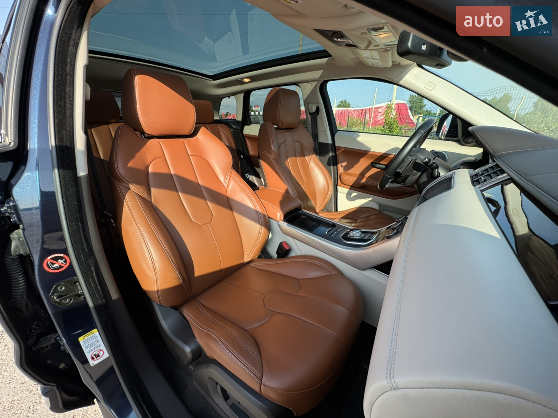 2012 Land Rover Range Rover Evoque - мініатюра 28