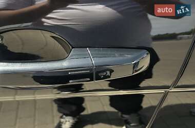 Внедорожник / Кроссовер Land Rover Range Rover Evoque 2013 в 