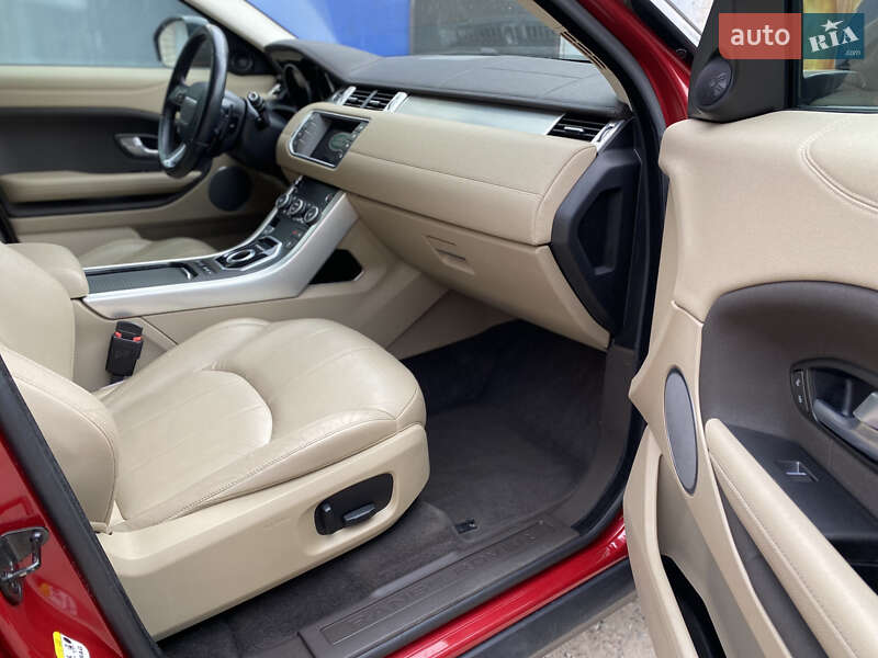 Внедорожник / Кроссовер Land Rover Range Rover Evoque 2016 в Житомире фото 30 Внедорожник / Кроссовер Land Rover Range Rover Evoque 2016 в Житомире