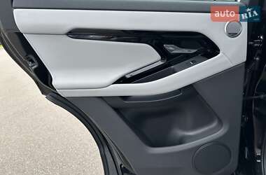 Внедорожник / Кроссовер Land Rover Range Rover Evoque 2023 в 