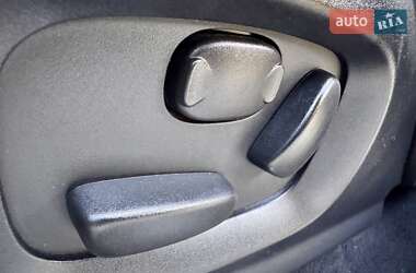Внедорожник / Кроссовер Land Rover Range Rover Evoque 2014 в 