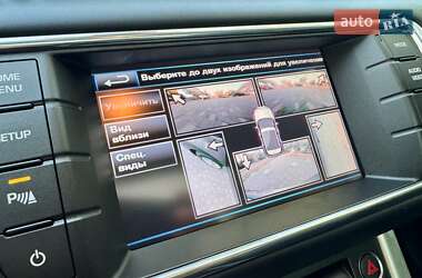 Внедорожник / Кроссовер Land Rover Range Rover Evoque 2014 в 
