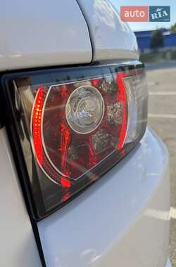 Внедорожник / Кроссовер Land Rover Range Rover Evoque 2012 в 