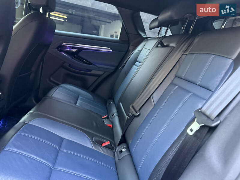 Внедорожник / Кроссовер Land Rover Range Rover Evoque 2020 в Киеве