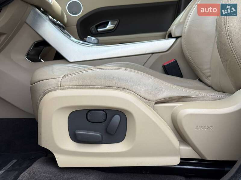 Позашляховик / Кросовер Land Rover Range Rover Evoque 2015 в Рівному