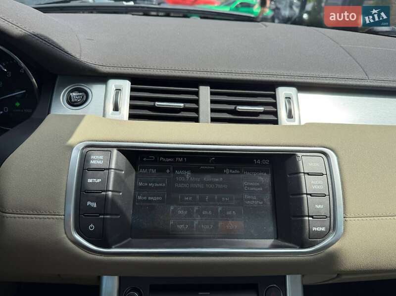 Позашляховик / Кросовер Land Rover Range Rover Evoque 2015 в Рівному