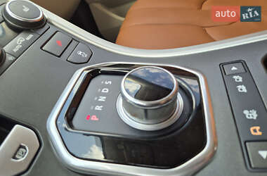 Внедорожник / Кроссовер Land Rover Range Rover Evoque 2012 в 