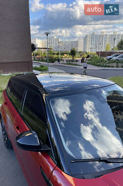 Позашляховик / Кросовер Land Rover Range Rover Evoque 2015 в 