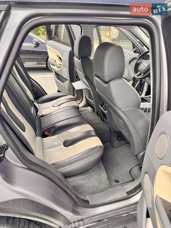 Внедорожник / Кроссовер Land Rover Range Rover Evoque 2013 в Львове