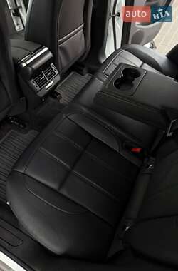 Внедорожник / Кроссовер Land Rover Range Rover Evoque 2019 в 