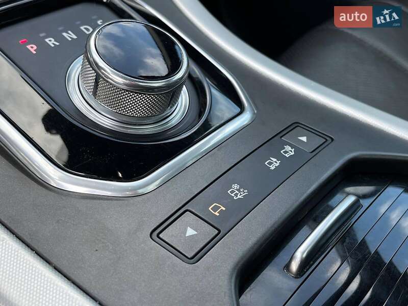 Внедорожник / Кроссовер Land Rover Range Rover Evoque 2014 в Львове
