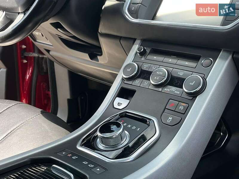 Внедорожник / Кроссовер Land Rover Range Rover Evoque 2014 в Львове