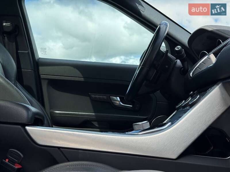 Позашляховик / Кросовер Land Rover Range Rover Evoque 2014 в Рівному